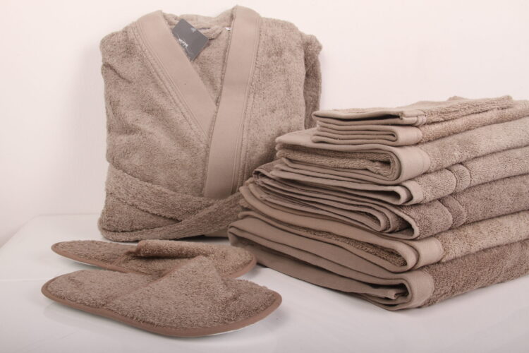 Towels & Robes
